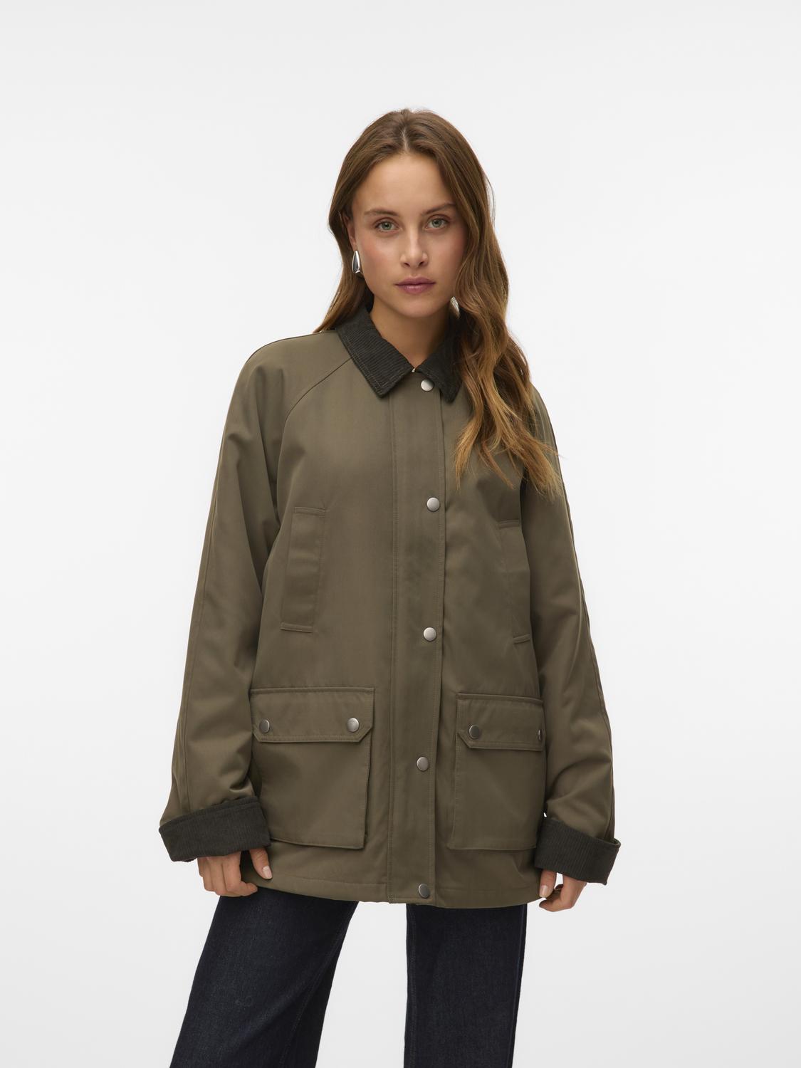 model_shot-front